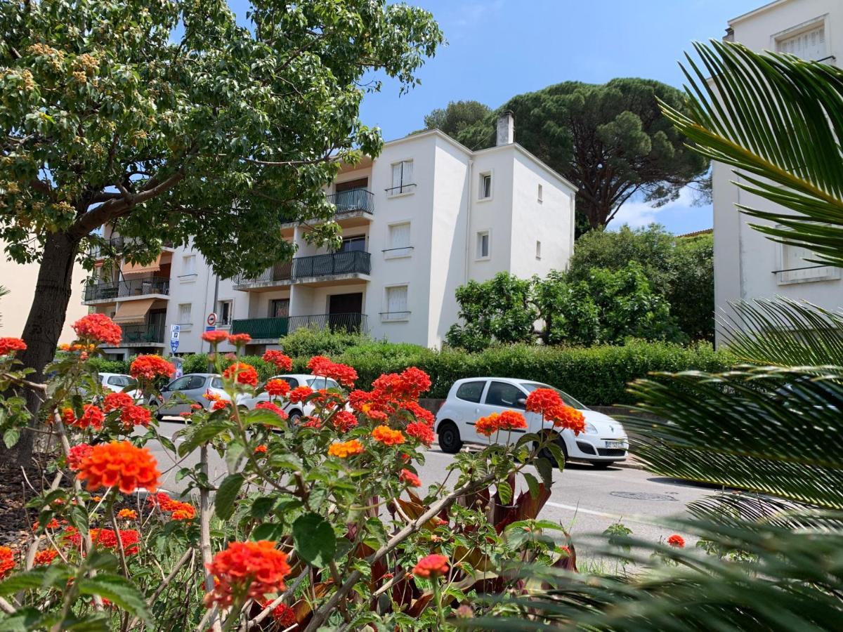 Cassis Village Options Parking And Baby Exteriör bild
