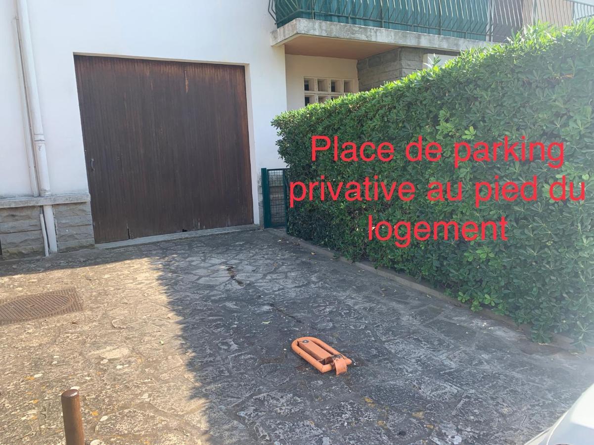 Cassis Village Options Parking And Baby Exteriör bild
